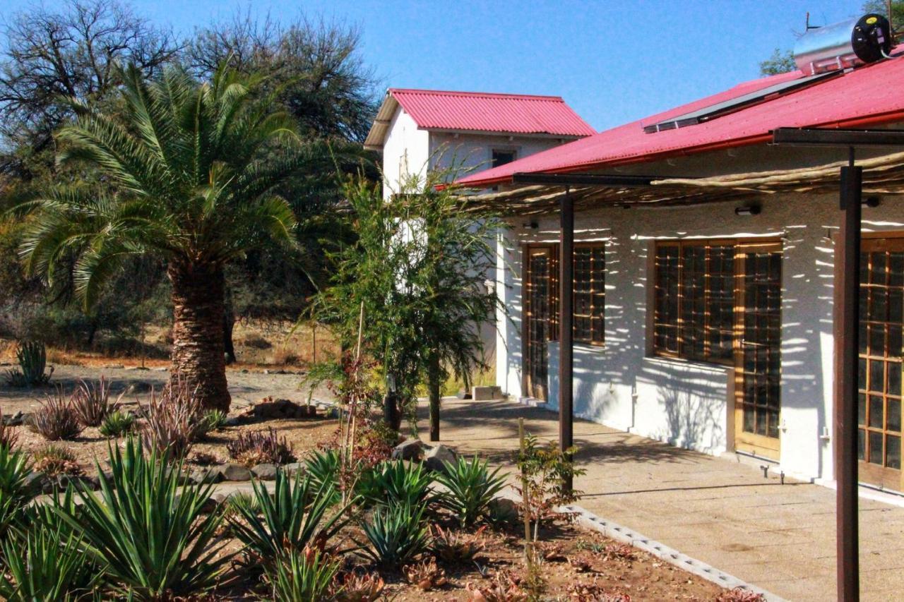 Otjisazu Guest Farm Villa Khorusepa Buitenkant foto